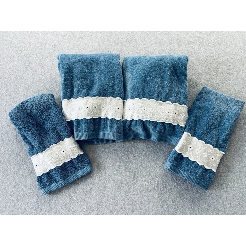 Vintage 4 pc Blue Bath & Hand Towel Set With Lace Cottagecore Shabby Chic Granny